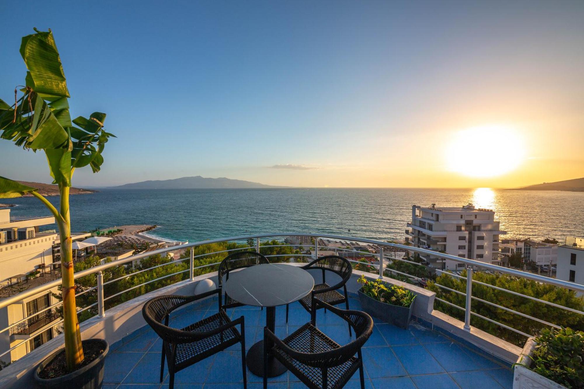Sea Breeze 4*