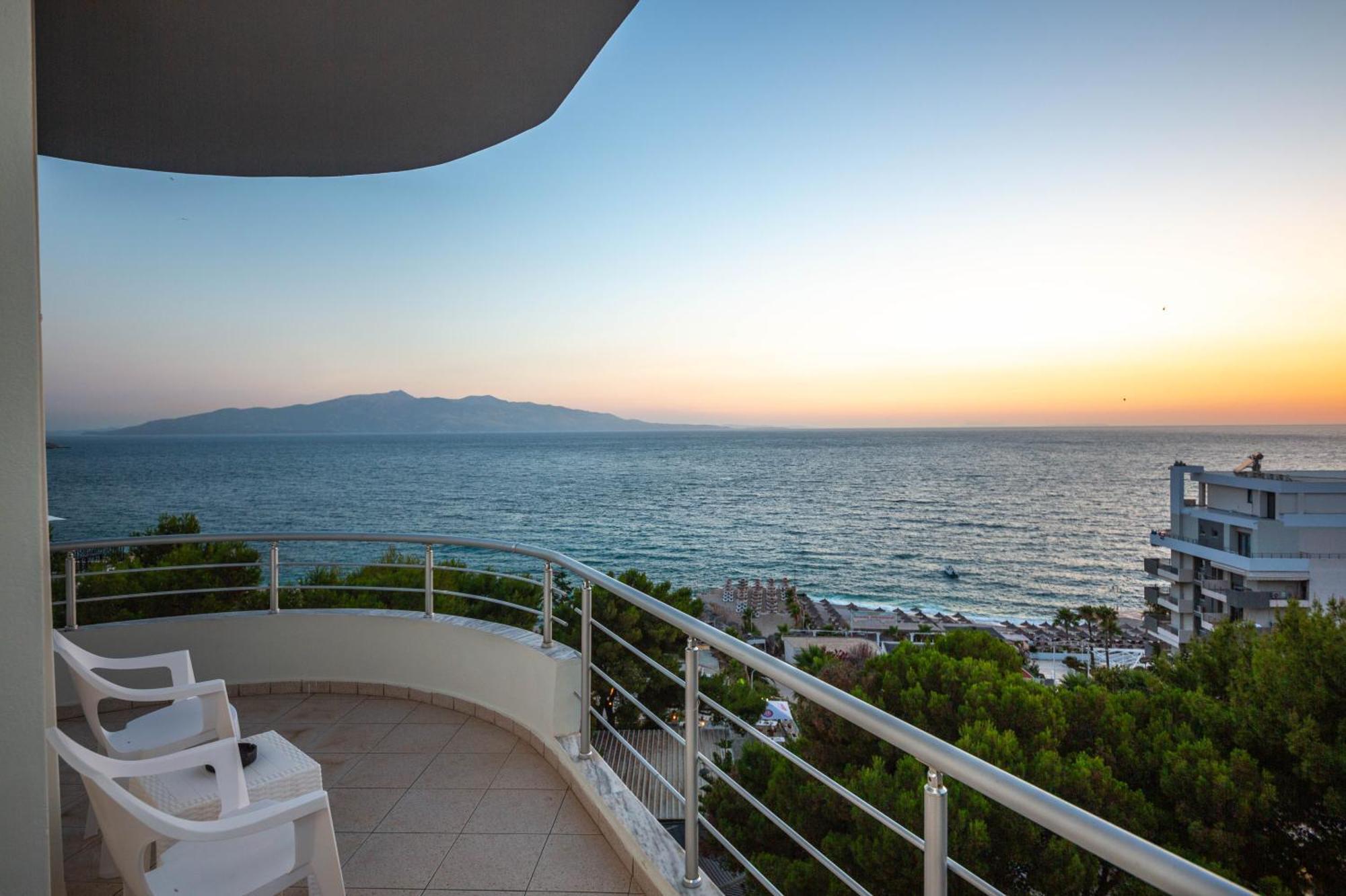 Hotel Sea Breeze Saranda